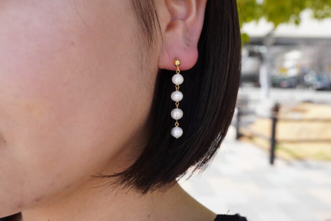 パールピアス着用