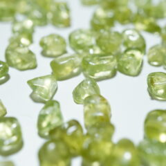 8月の誕生石「ペリドット」