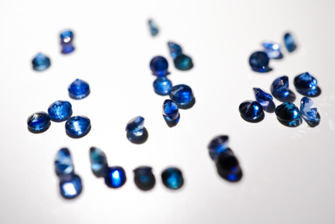 サファイアの石